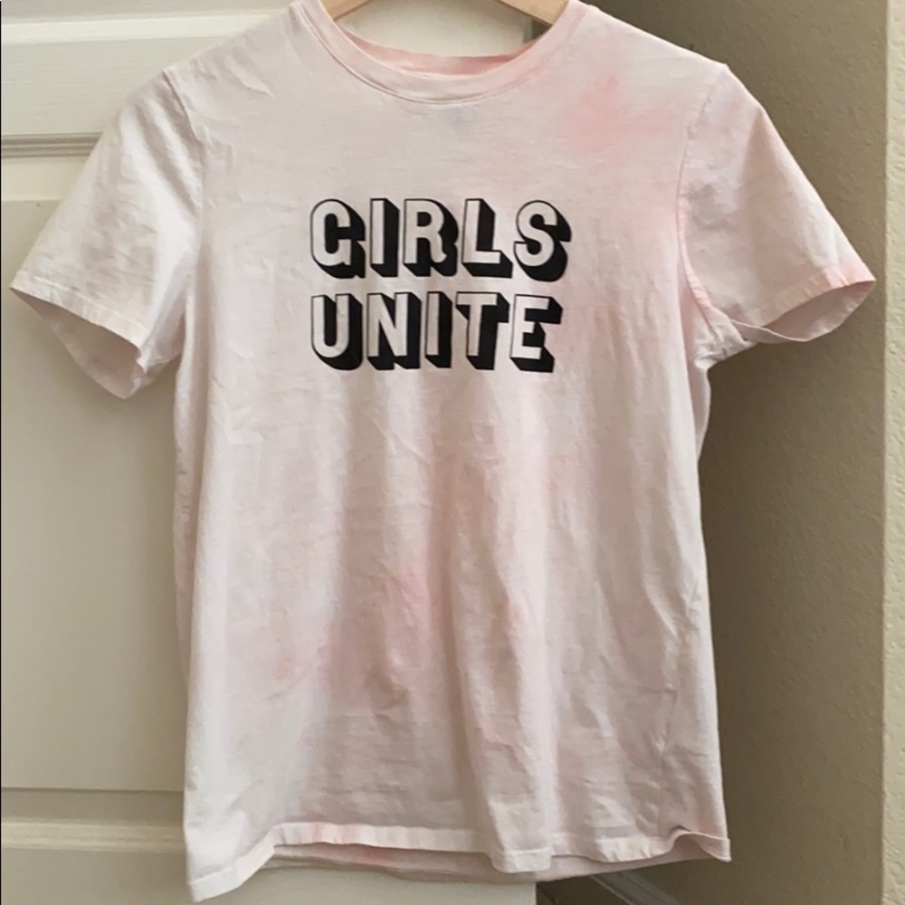 Girls unite tee